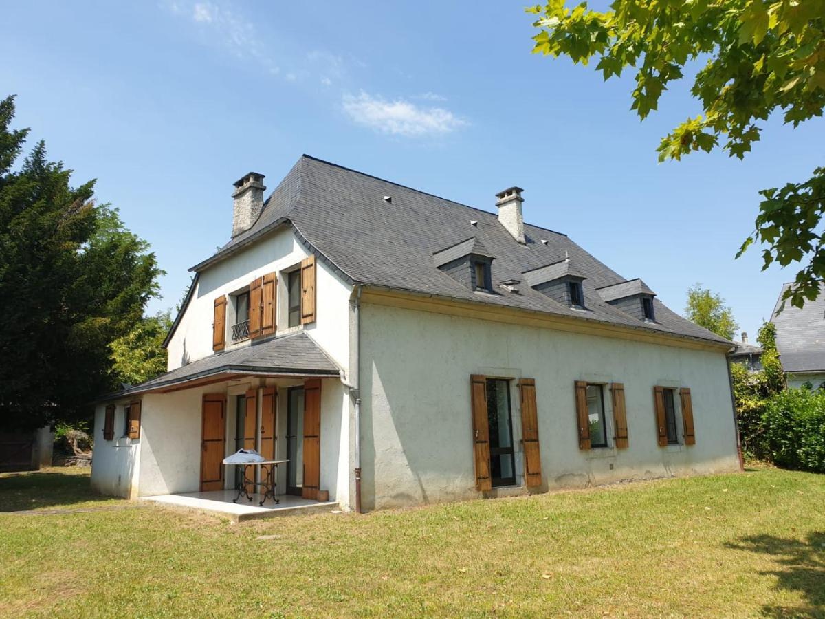 La bergerie, maison spacieuse avec grand jardin, vue sur les Pyrénées Lourdes Extérieur photo
